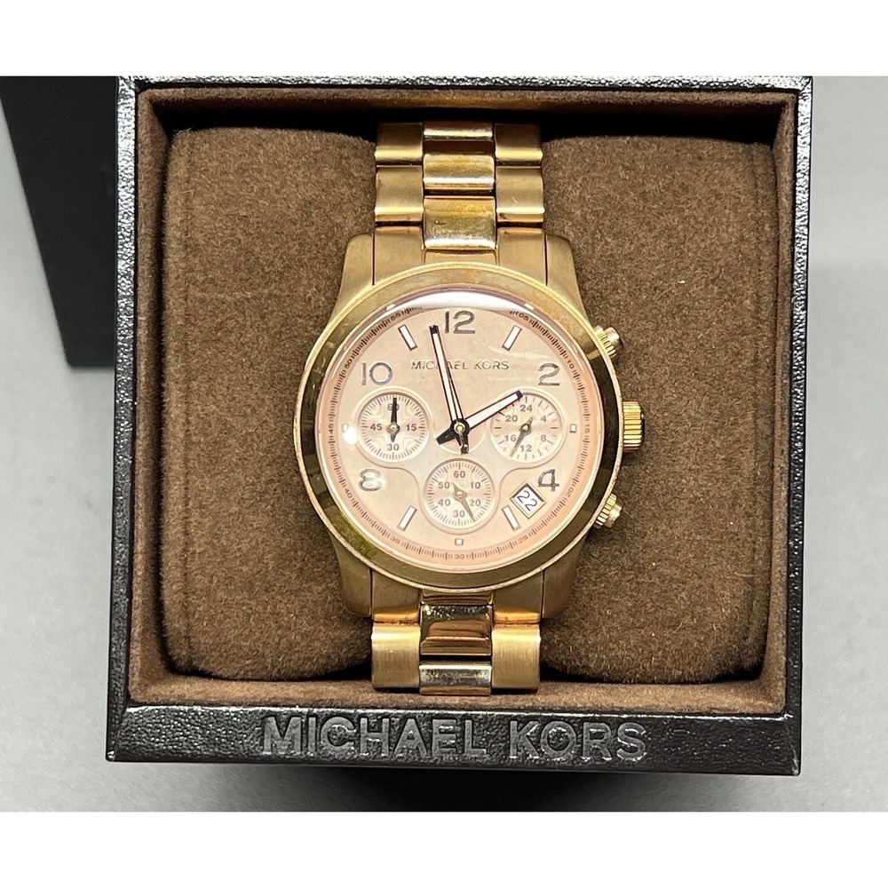 Michael Kors Runway MK5128 Rose Gold Tone Womens Watch New Battery